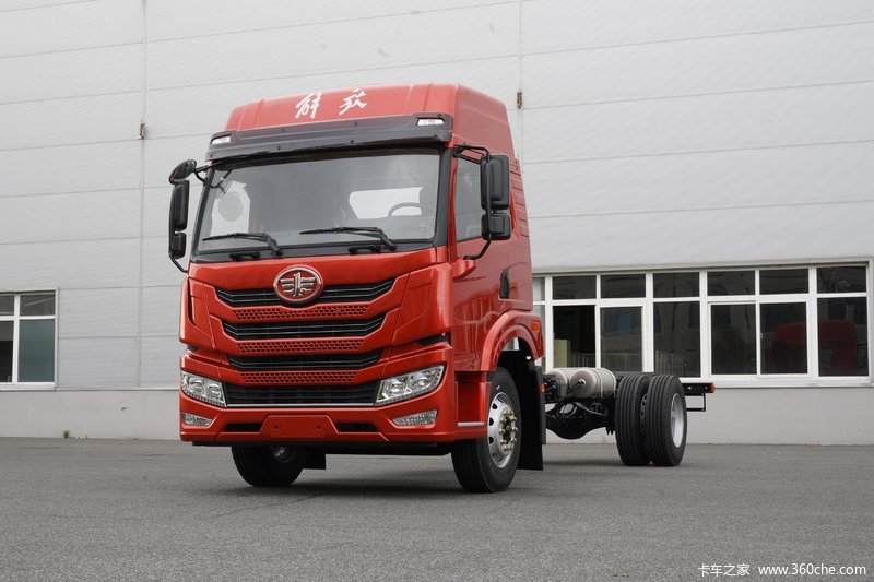 龍VH載貨車.jpg